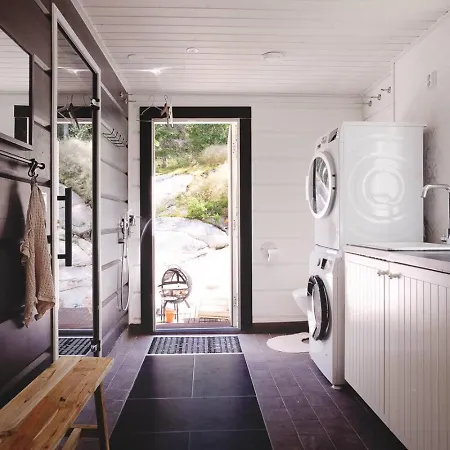 North - Vaesterskog * Vasterskog